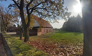 Südlich der Bünder Straße in Schwenningdorf, auf der Fläche des Hof Rexmann, will die Gemeinde ein Bauprojekt realisieren. - Florian Weyand