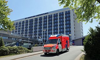 Sowohl die Krankheitsausfälle beim Personal als auch die Zahl der Corona-Patienten im Klinikum steigt wieder mit der so genannten Sommerwelle. - Frank-Michael Kiel-Steinkamp