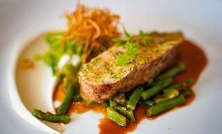 Ein Bünder Restaurant hat es bereits zum fünften Mal in den Guide Michelin geschafft. - Symbolfoto: Pixabay/EM80