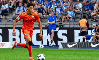 Santiago Castaneda feierte sein Zweitligadebüt vor mehr als 48.000 Zuschauern in Berlin. "Ich hatte Gänsehaut", sagt der SCP-Neuzugang. - Imago Images