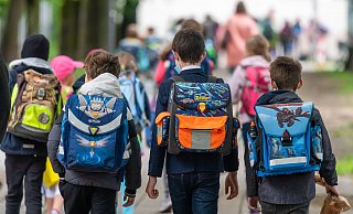 Für das kommende Schuljahr 2025/26 plant die Gemeinde Rödinghausen mit 116 Erstklässlerinnen und Erstklässlern. Aufgrund der hohen Anzahl sollen fünf Eingangsklassen gebildet werden. - Peter Kneffel