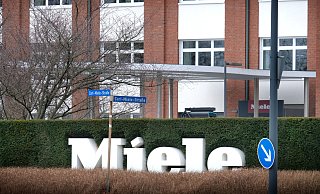 Bei Miele in Gütersloh haben die Gespräche zwischen der Geschäftsleitung und der großen Tarifkommission begonnen. - Andreas Frücht