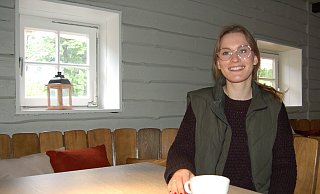 Am 4. Juni öffnet Santa Thiel die Tore zu ihrem Café im Heuerhaus der Burg Wittlage. - Sandra Spieker