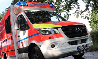 Der Rettungsdienst der Feuerwehr Minden wurde am Montag alarmiert. Der erst nicht ansprechbare Mann wurde später handgreiflich. - Jan-Henning Rogge