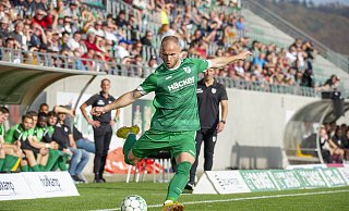 Aktivposten: Patrick Kurzen war fast immer an den gefährlichen Offensivaktionen des SV Rödinghausen beteiligt. - Joel Beinke
