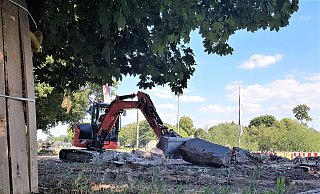 Auch die letzten Überreste des ehemaligen R1 sind Geschichte. Bagger entfernten die Grundmauern des beliebten Ausflugslokal. - David Schellenberg