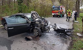 Rettungskräfte rückten am Dienstagmorgen zu einem Verkehrsunfall in Engr aus. - Claus Frickemeier