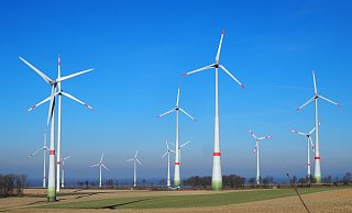Aktuell sind im Kreis Paderborn insgesamt 528 Windräder in Betrieb. - Annika Könntgen