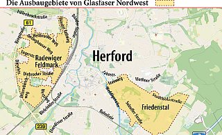 Großflächig soll in Kürze Glasfaser in der Radewig Feldmark (gelbe Fläche l.) verlegt werden. - Jürgen Schultheiß