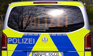 In der Schüler- und Elternschaft der weiteren Schulen des Schulzentrums am Burgweg in Rheda-Wiedenbrück im Kreis Gütersloh sorgte der Polizeieinsatz am vergangenen Freitag für Diskussionen. - imago images/Political-Moments