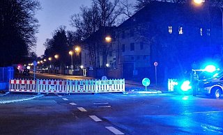 Die Sperrung der Bundesstraße wurde am Dienstagabend gegen 18.45 Uhr wieder aufgehoben. - Thomas Kube