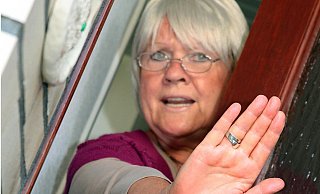 Mehrere Senioren haben sich bei der Paderborner Polizei gemeldet, weil Unbekannte ihre Wohnungen inspiziert haben. - (Symbolfoto) dpa