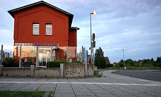 Am Bahnhof in Kirchlengern ist es zu einem Konflikt zwischen zwei Gruppen gekommen. - Niklas Krämer