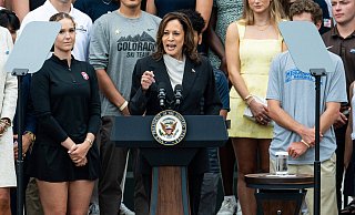 Kamala Harris hat bereits viel Spendengeld eingesammelt und laut Medienberichten auch genügend Delegiertenstimmen beisammen. - IMAGO/SOPA Images