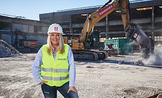 Die Gütersloher Unternehmerin Barbara Hagedorn hat 30.000 Quadratmeter Wiese gekauft, um ihren Traum von einem Reitstall zu verwirklichen. Doch die Pläne stocken seit Monaten. - Philipp Oesterle