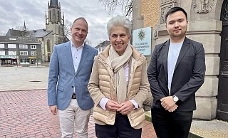 Alexander Döring (l.), Marie-Agnes Strack-Zimmermann und Anthony Masaki. - Robert Becker