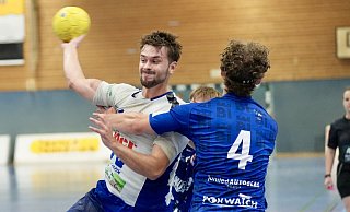 Dominic Wehmeyer und seine Jöllenbecker müssen daheim an der starken TSG-II-Abwehr vorbei - Peter Unger