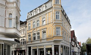 Die Bäckerei Hensel am Neuen Markt ist seit eineinhalb Jahren geschlossen. - Frank-Michael Kiel-Steinkamp