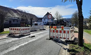 50 gesperrte Meter, die dem einen oder anderen Verkehrsteilnehmer Schwierigkeiten bereiten. - Madita Schellenberg