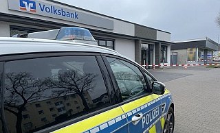 Unbekannte haben in der Nacht zu Montag einen Geldautomaten in Minden gesprengt. - Jan Henning Rogge