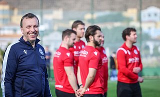 Arminia Bielefelds neuer kaufmännischer Geschäftsführer Christoph Wortmann (l.) hat den DSC ins Trainingslager begleitet. - Sarah Jonek