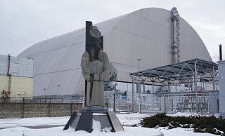 Die Abdeckung des beschädigten Reaktors im Kernkraftwerk Tschernobyl, der sogenannte Sarkophag. - Bryan Smith