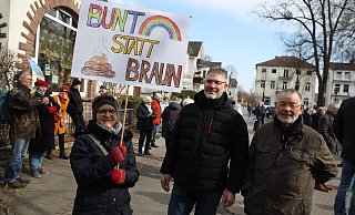Gabi, Andreas und Reinhard Scheer machen sich stark für die Demokratie. - Jörg Stuke Gabi, Andreas und Reinhard Scheer machen sich stark für die Demokratie. - Jörg Stuke