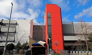 Eine Gruppe von sieben, offenbar stark betrunkenen jungen Männern wollte in die Disco. - Archivbild: Frank-Michael Kiel-Steinkamp