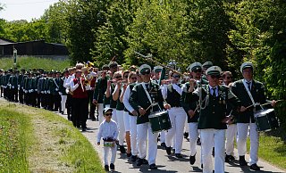 Beim Schützenfest in Pömbsen war auch im vergangenen Jahr viel los. Diesmal gibt es wieder ein buntes Fest, aber ohne König. - Jonas Gröne