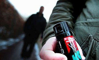 Bei mehreren unterschiedlichen Überfällen in Paderborn setzten die Tatverdächtigen Pfefferspray ein. - www.gerald-dunkel.com