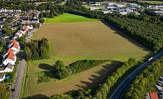Das Neubaugebiet Amerkamp in Oldentrup aus der Luft aufgenommen. Rechts ist der Ostring zu sehen. - Mike-Dennis Müller / www.mdm.photo