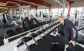 Hans-Jürgen Thiel in seinem renovierten Fitnessstudio. - Niklas Tüns