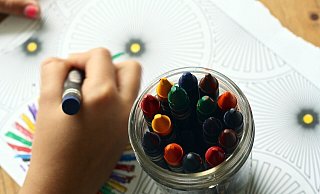 Die meisten Delbrücker Eltern buchen für ihre Kinder 35- sowie 45-Stunden-Plätze. - Themenbild: Pixabay