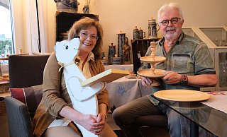 Das Ehepaar Karin Lorig und Michael Beck haben wieder fleißig gebastelt. Vom 19. November bis zum 3. Dezember laden wieder in ihr Haus zum "Zauberwinter" ein. - Nicole Bliesener