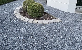 Eine Bünder Familie muss ihren Schottergarten zurückbauen. - Symbolfoto: Elke Niedringhaus-Haasper