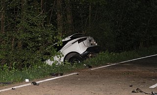 Der 23-jährige Herforder wurde bei dem Alleinunfall lebensgefährlich verletzt. - Claus Frickemeier