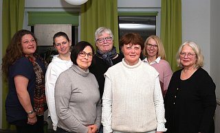 Tanja Behring (v. l.), Ines Spilker, Katia Bahari, Jutta Meinhardt, Margret Möllering, Kerstin Wöbbeking und Christiane Brune-Wiemer kamen im Lübbecker Büro der Grünen zusammen. - Ilka Gülker