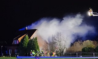 Auf der Lohe wurde im Januar ein Haus durch einen Brand unbewohnbar. - Feuerwehr Bad Oeynhausen