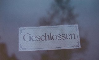 Besitzerwechsel: Der neue Vermieter des Hauses hat die Miete erhöht - deutlich. Unfreiwillig strich Alfred Lexy dann die Segel. - Symbolbild: Unsplash