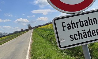 Bei diesem Schilde sollten Autofahrer lieber vorsichtig und vor allem langsam fahren (Themenbild). - Svenja Ludwig