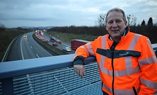Sven Johanning hat den Bau der Nordumgehung vom Planfeststellungsbeschluss bis zur Verkehrsfreigabe als Pressesprecher von Straßen NRW in Bielefeld betreut. - Jörg Stuke