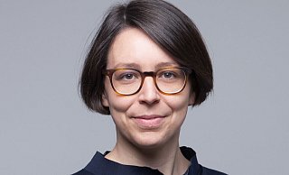 Konfliktforscherin Priska Daphi von der Universität Bielefeld weiß, warum der Protest auf der Straße auch in digitalen Zeiten noch immer das Mittel der Wahl ist. - Uni Bielefeld
