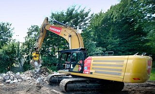 Der Bagger wurde verschlossen im Bereich der Baustelle Laarer Straße / Stedefreunder Straße abgestellt. - Symbolbild/ Andreas Frücht