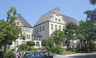 Das Königin-Mathilde-Gymnasium in Herford. - Frank-Michael Kiel-Steinkamp