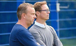 Arminias Geschäftsführer-Gespann Christoph Worrtmann (r.) und Michael Mutzel haben derzeit einige Baustellen zu bearbeiten. - Andreas Zobe