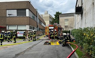 Rund 50 Bielefelder Feuerwehrleute waren im Einsatz. - Jürgen Mahncke