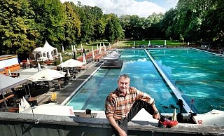 Pächter Franz-Josef Füchtenschnieder liegt im Clinch mit der Stadt Gütersloh, Eigentümerin des Parkbads. - Andreas Frücht