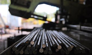 Mehrere Tausend Tonnen Stahl sollen die Angeklagten als Schrott deklariert vom Benteler-Gelände in Paderborn geschleust haben. - Pixabay/PublicDomainPictures Mehrere Tausend Tonnen Stahl sollen die Angeklagten als Schrott deklariert vom Benteler-Gelände in Paderborn geschleust haben. - Pixabay/PublicDomainPictures