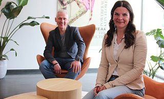 Tanja Kliewe-Meyer hat ihr Label "Like a bird" erst einmal auf Eis gelegt und steigt bei Brax ein. Unternehmenssprecher Marc Freyberg schätzt die Expertise in Sachen Nachhaltigkeit, die Kliewe-Meyer mitbringt. - Susanne Blersch