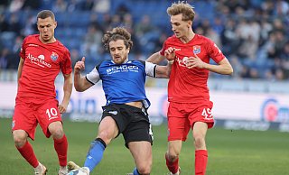 Arminia Bielefeld unterliegt der SpVgg Unterhaching 1:2. - Oliver Krato